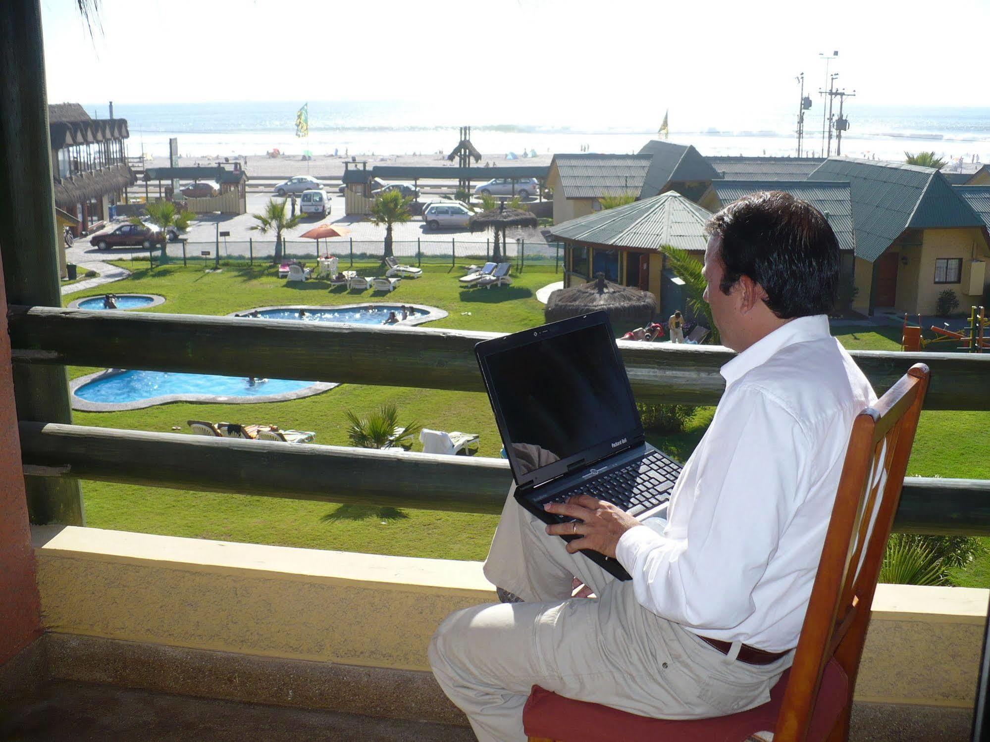 Hotel Y Cabanas Mar De Ensueno Λα Σερένα Εξωτερικό φωτογραφία